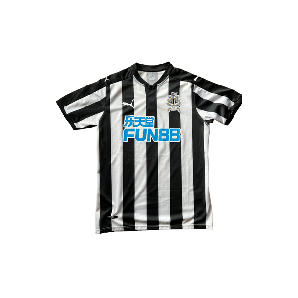 Newcastle United Hjemmebane. 2017-18. (God) Medium