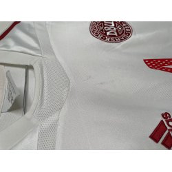 Danmark 2005/06 Udebanetr�je. Daniel Agger #4 (Fin/God) Medium