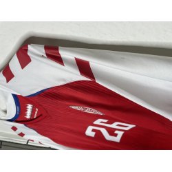 Danmark 2021/22 Hjemmebanetr�je. Nicolai Boilesen #26 (God) Large