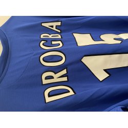 Chelsea 2005/06 Hjemmebanetr�je. Didier Drogba (God) X-Large