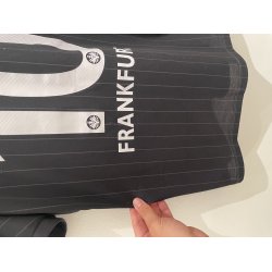 Eintracht Frankfurt 2012-13 Tredjetr�je. #10 M�ller (God) Medium