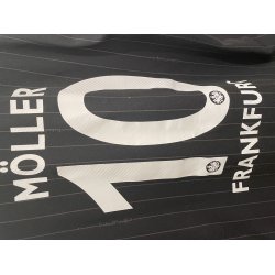 Eintracht Frankfurt 2012-13 Tredjetr�je. #10 M�ller (God) Medium