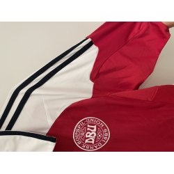 Danmark 2012 Hjemmebanetr�je. Nicklas Bendtner #11 (God) Large 