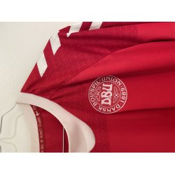 Danmark 2016 Hjemmebanetr�je. (God/fin) Medium