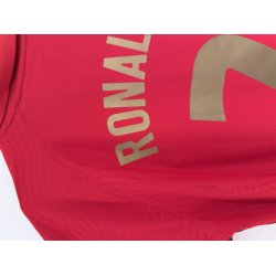 Portugal 2020/22 Hjemmebanetr�je (Player Issue) Cristiano Ronaldo #7 (God) Large