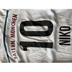 Bayern M�nchen 2014/15 Udebanetr�je. Niko #10 (God) B�rne 11-12 �r