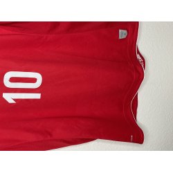 Danmark 2018 Hjemmebanetr�je. Christian Eriksen #10 (Fin/Okay) Medium