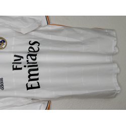 Real Madrid 2013/14 Hjemmebanetr�je. Cristiano Ronaldo #7 (God) Medium