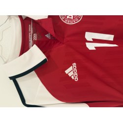 Danmark 2012/14 Hjemmebane. Nicklas Bendtner #11(God) Medium