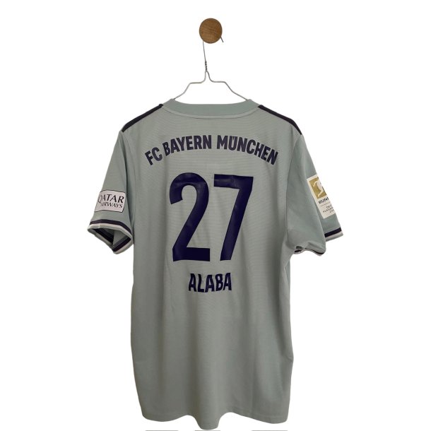 Bayern M�nchen 2018/19 Udebane. David Alaba #27 (God) Large
