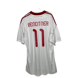 Danmark 2010/12 Udebanetr�je. Nicklas Bendtner #11 (God) X-Large 