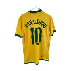 Brasilien 2006/08 Hjemmebanetr�je. Ronaldinho #10 (God) Medium