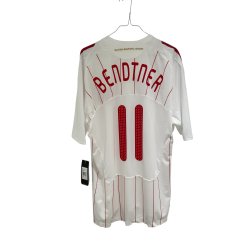 Danmark 2008 Udebanetr�je. Nicklas Bendtner #11 (God) X-Large 