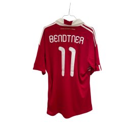 Danmark 2010/12 Hjemmebane. Nicklas Bendtner #11 (God) Large
