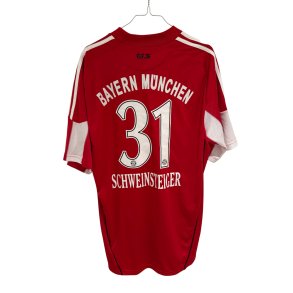 Bayern M�nchen 2010/11 Hjemmebanetr�je. Bastian Schweinsteiger #31 (God) Large