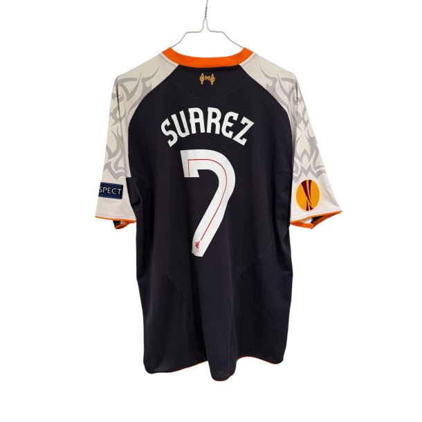 Liverpool 2012/13 Udebanetr�je. Luis Suarez #11 (God) Large