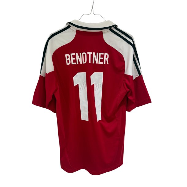 Danmark 2012/14 Hjemmebane. Nicklas Bendtner #11(God) Medium
