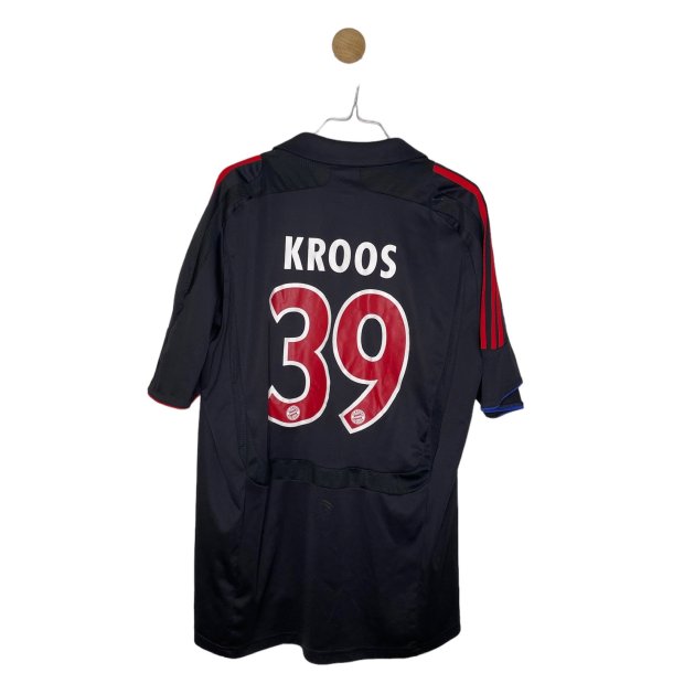 Bayern Mnchen 2007/08 Tredje trje. Toni Kroos #39 (God) Large